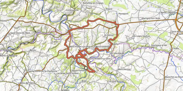 The Circuit de la Roche d'Oëtre track on the OpenTopoMap map