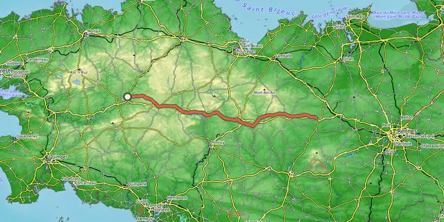 The V406 - La Trans- Armorique - L'ancienne Voie Ferrée du Centre Bretagne track on the OpenTopoMap map