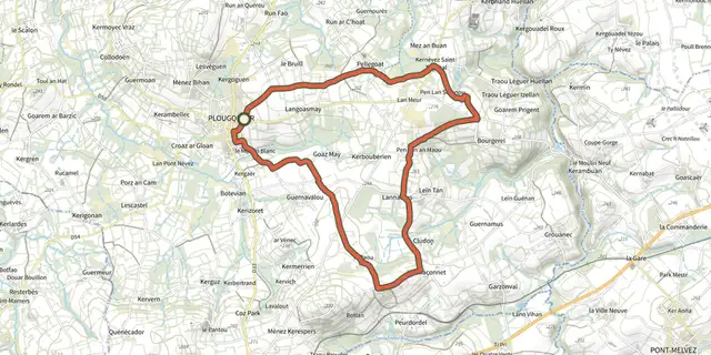 The A la découverte d'une campagne verdoyante track on the IGN map