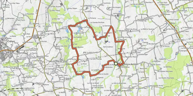 The Circuit du Plessix track on the OpenTopoMap map