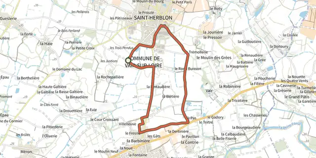 The La Fontaine Ferrugineuse track on the IGN map