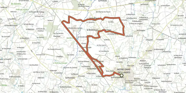 The Circuit du Pont Bernard track on the OpenTopoMap map