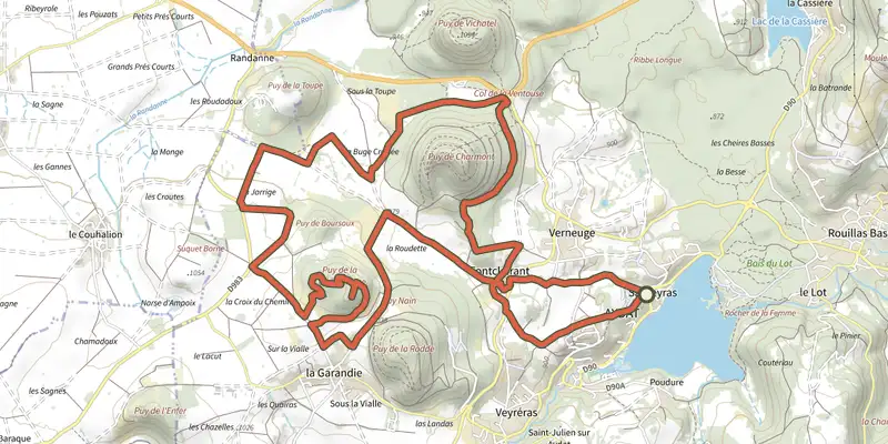 Map of the Aydat et ses puys track on the IGN map, with the start and numbered waypoints