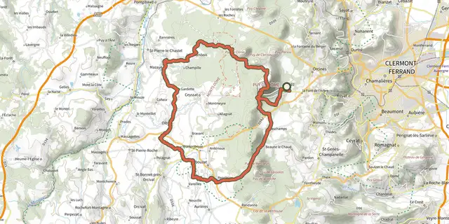 The Boucle des Dômes 49 km Version courte track on the IGN map