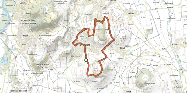 The Les Côteaux de Chauriat track on the IGN map