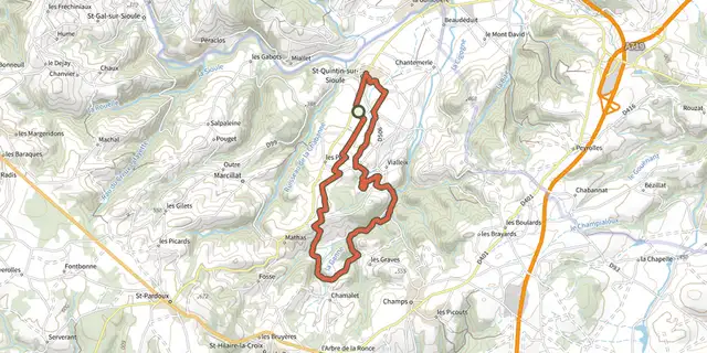 The La source de Charponne track on the IGN map