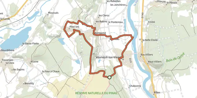 Tracé de De Charles Martel aux meules du Pinail sur le Plan IGN