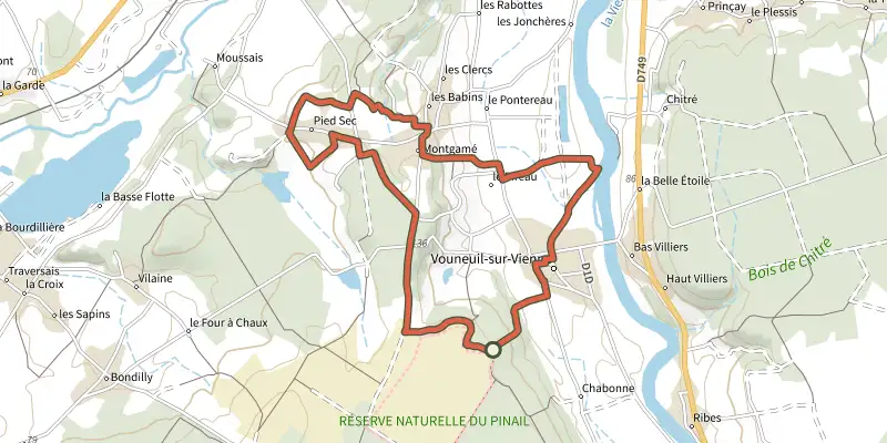 Map of the De Charles Martel aux meules du Pinail track on the IGN map, with the start and numbered waypoints