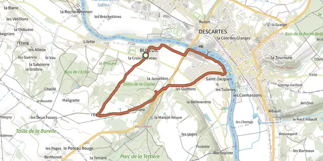 The Le petit sentier track on the IGN map