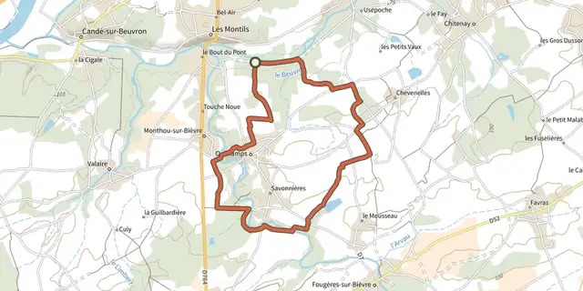 The En passant par les bois track on the IGN map