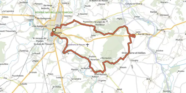 The La balade des châteaux track on the IGN map
