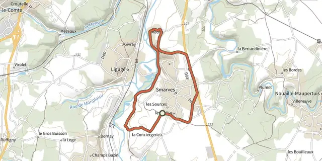 The Boucle 4 - Smarves - Vallées du Clain track on the IGN map