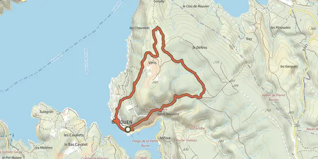 The The Véris trail track on the IGN map