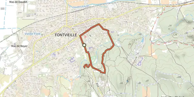 The The trail of the Moulins de Daudet track on the IGN map