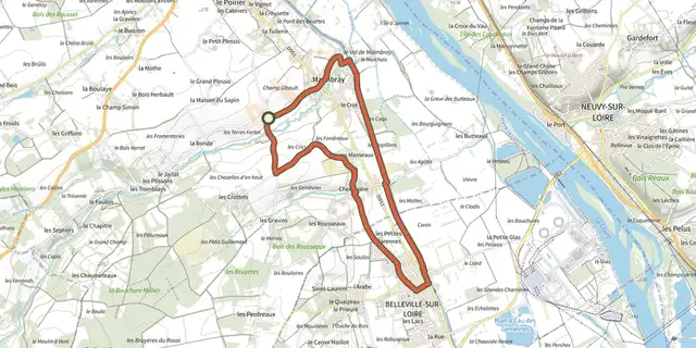 The Entre Loire et Canal track on the IGN map