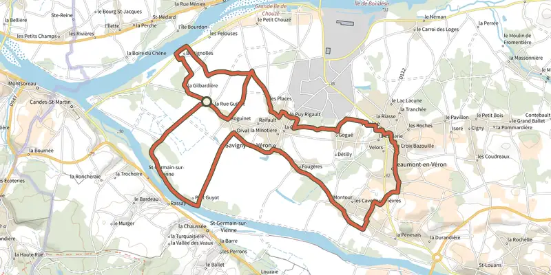 Map of the Entre Chinon et Candes Saint-Martin track on the IGN map, with the start and numbered waypoints